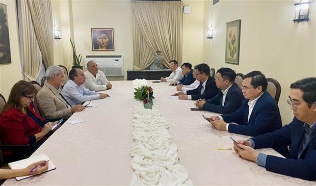 Party delegation pays working visit to Cuba